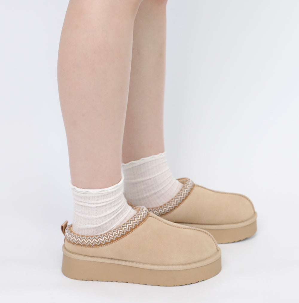 Ceenqo | Suede Braided Fluffy Slippers